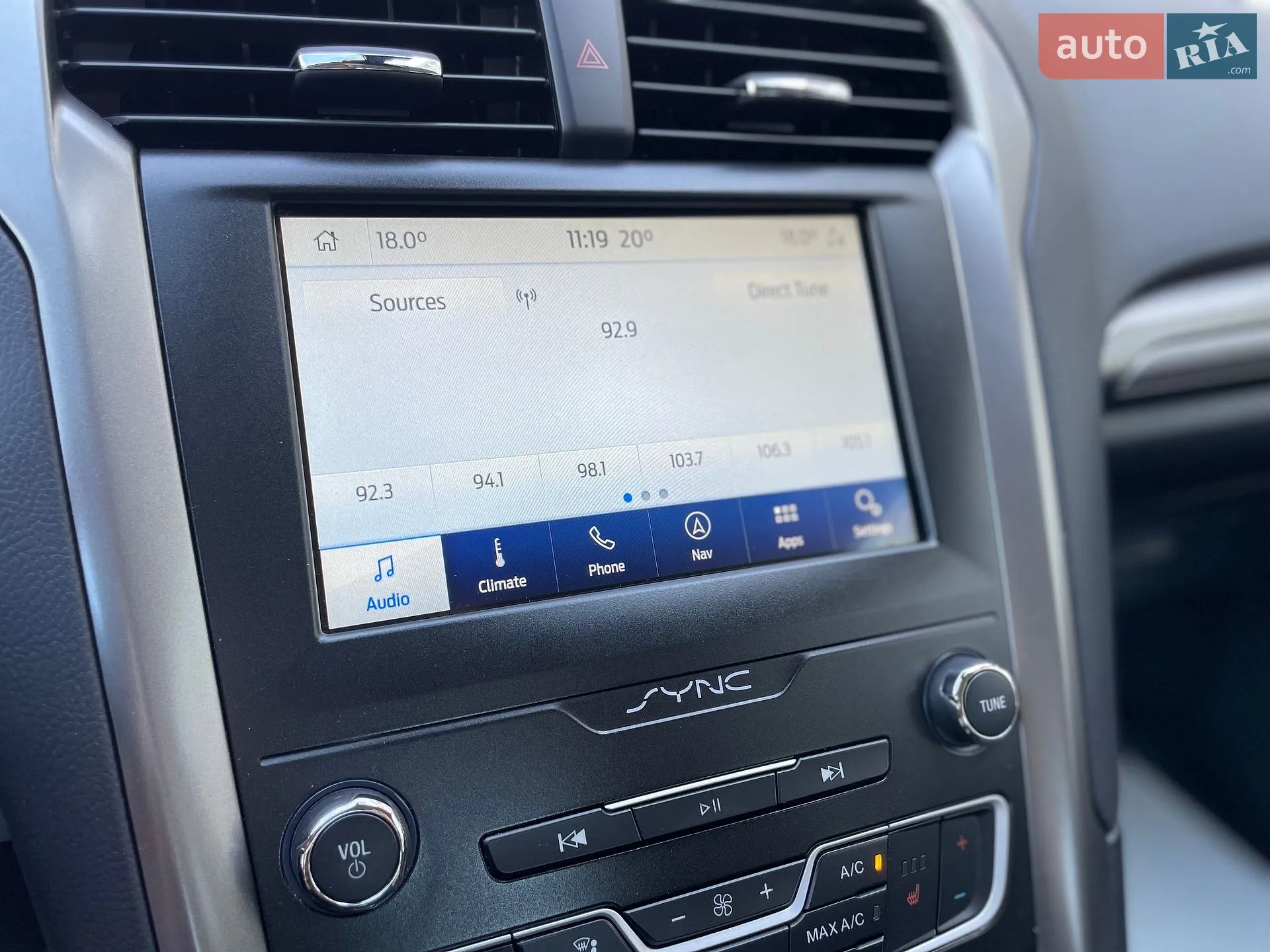 2020 Ford Fusion - мініатюра 76