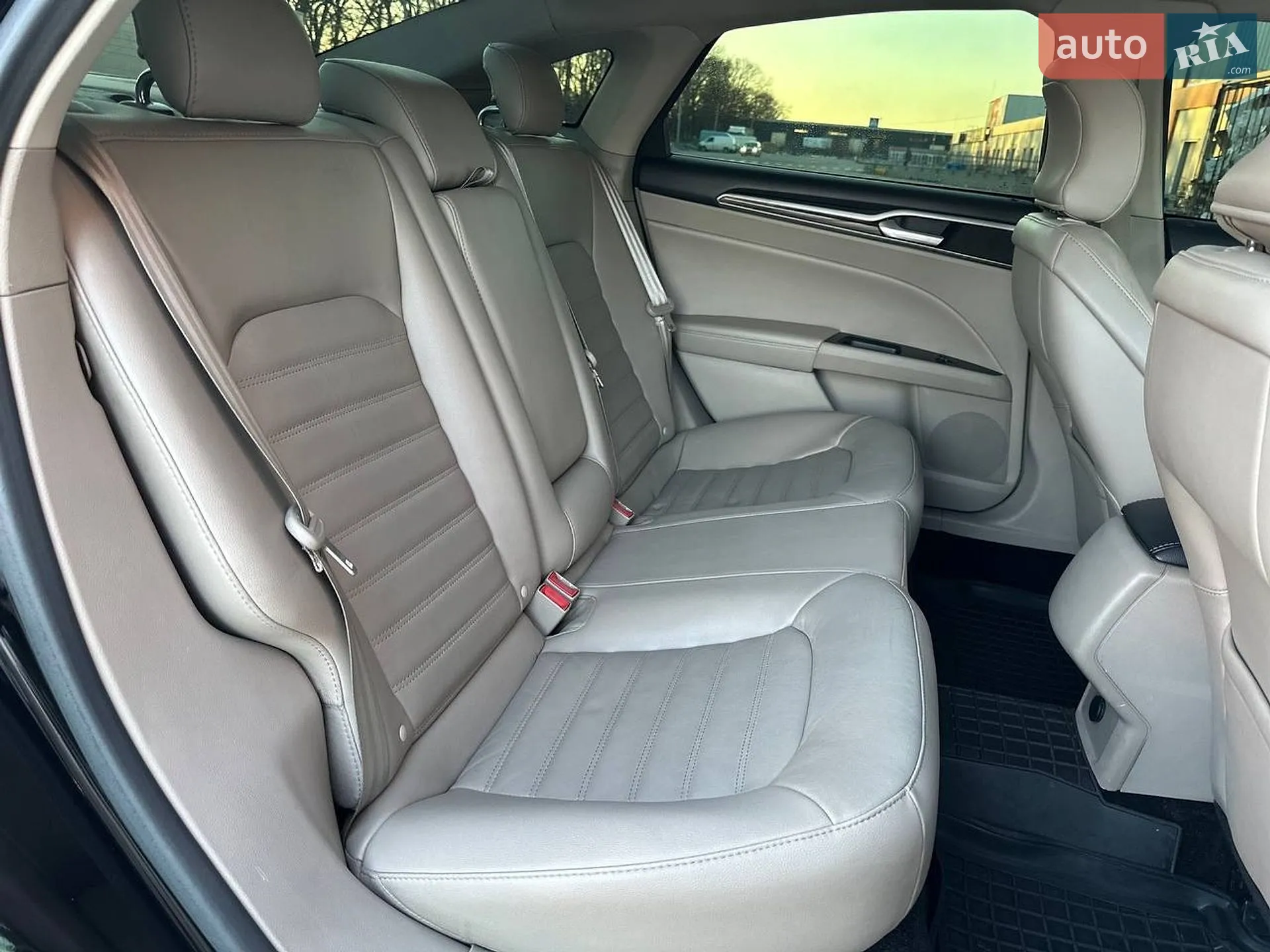 2017 Ford Fusion - мініатюра 18