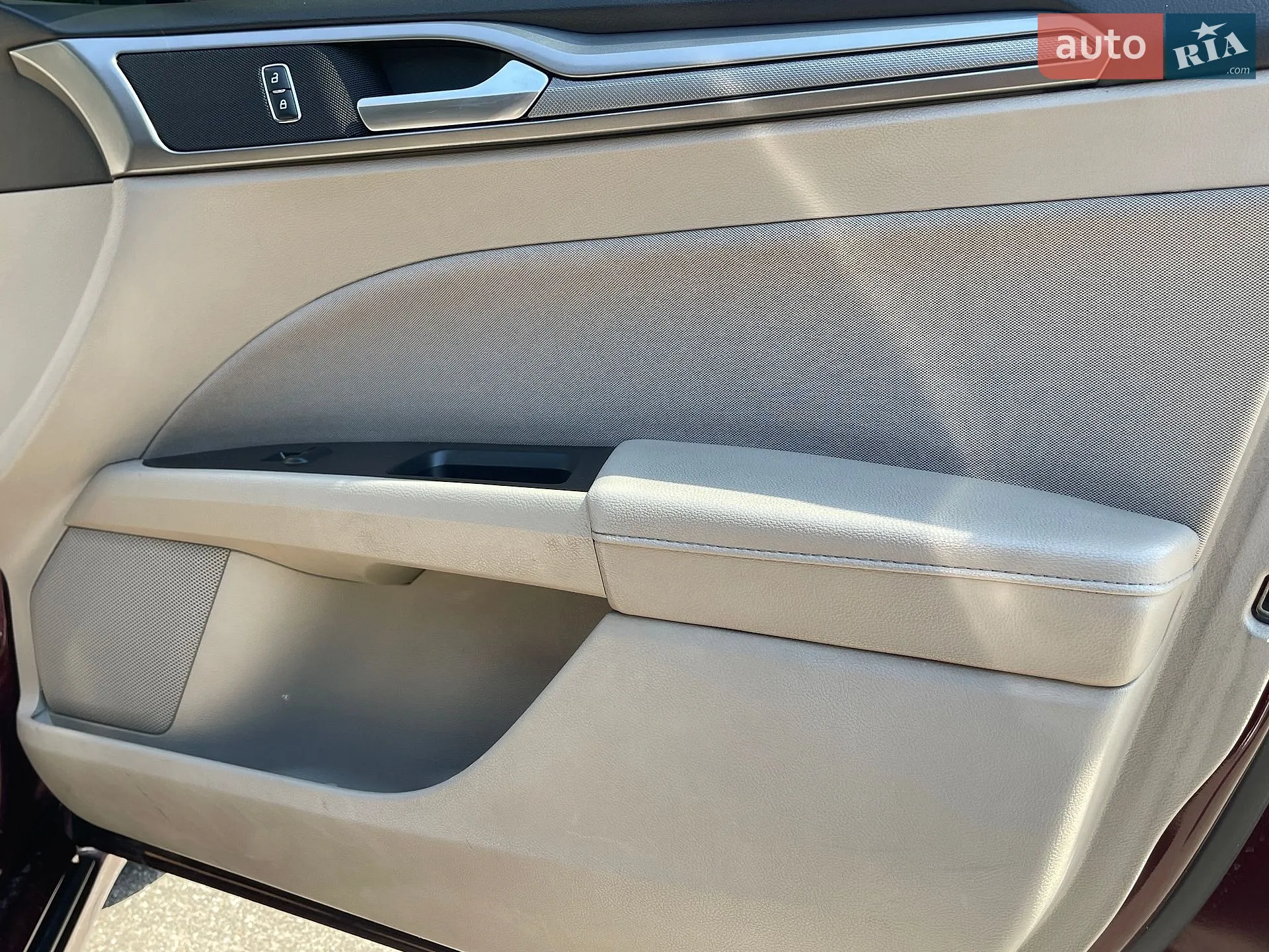 2016 Ford Fusion - мініатюра 14
