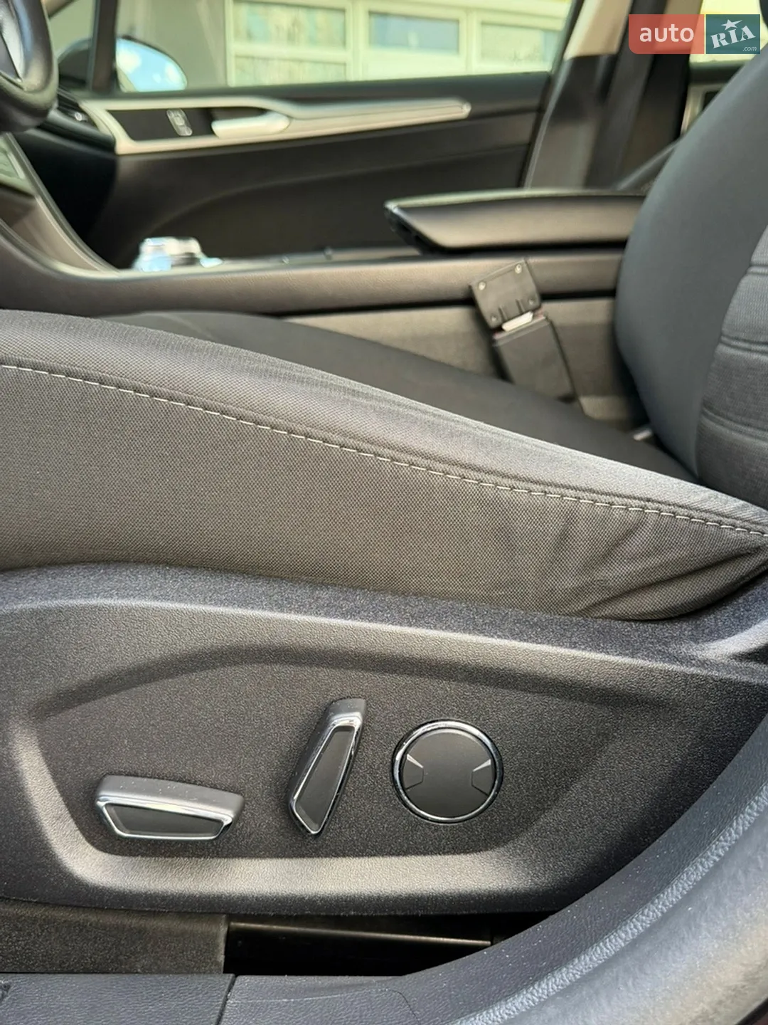 2020 Ford Fusion - мініатюра 44
