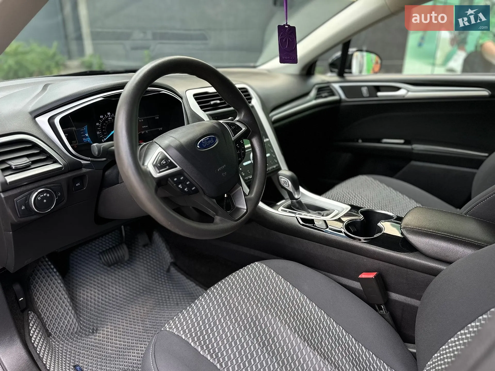 2015 Ford Fusion - мініатюра 25