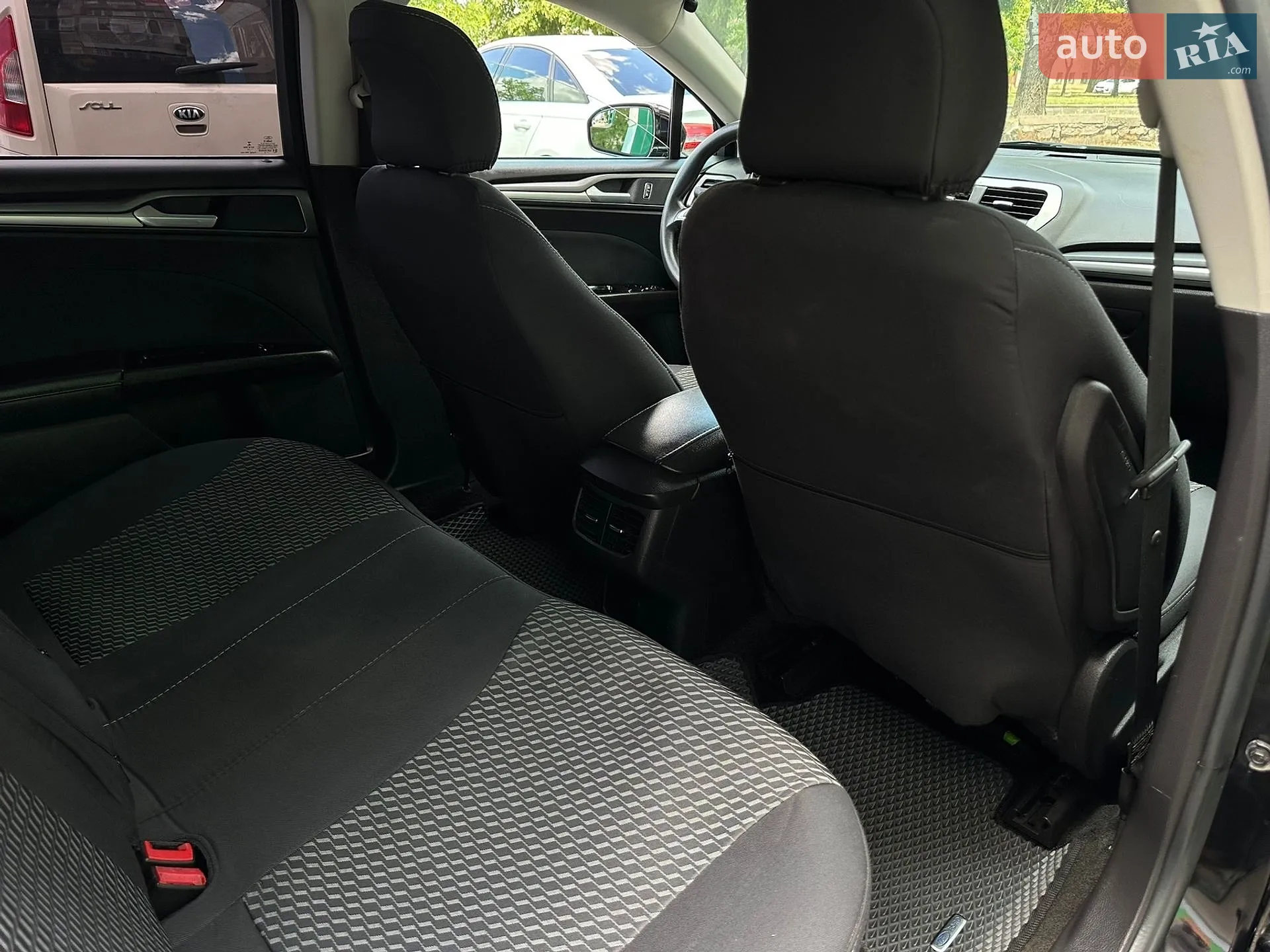 2015 Ford Fusion - мініатюра 29
