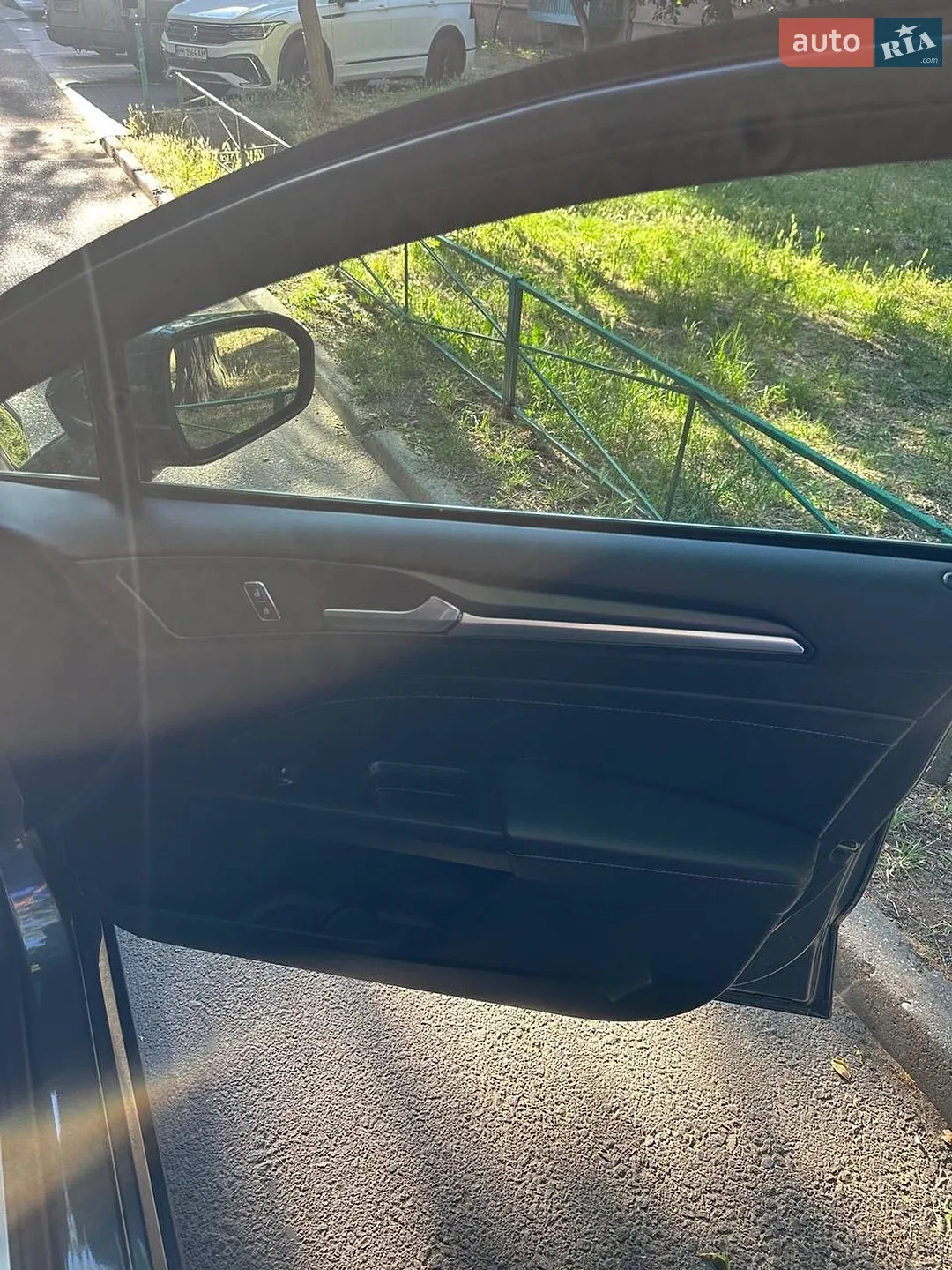 2017 Ford Fusion - мініатюра 28