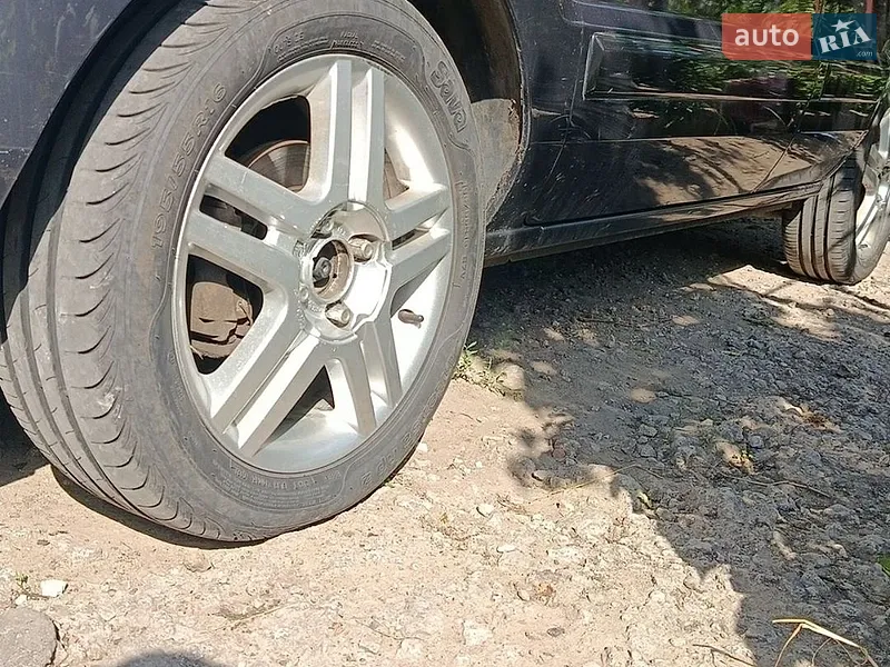 Ford Fusion 2010 VIN WF0UXXGAJUAP31224 фото оголошення 4 з 45