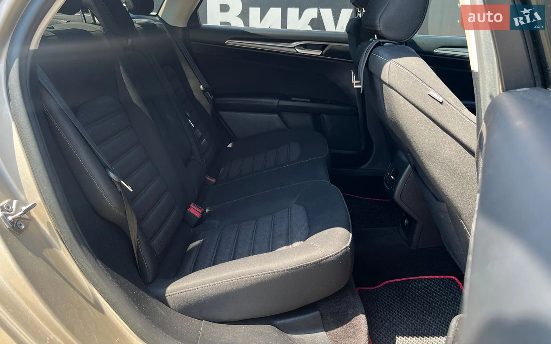 2016 Ford Fusion - мініатюра 20