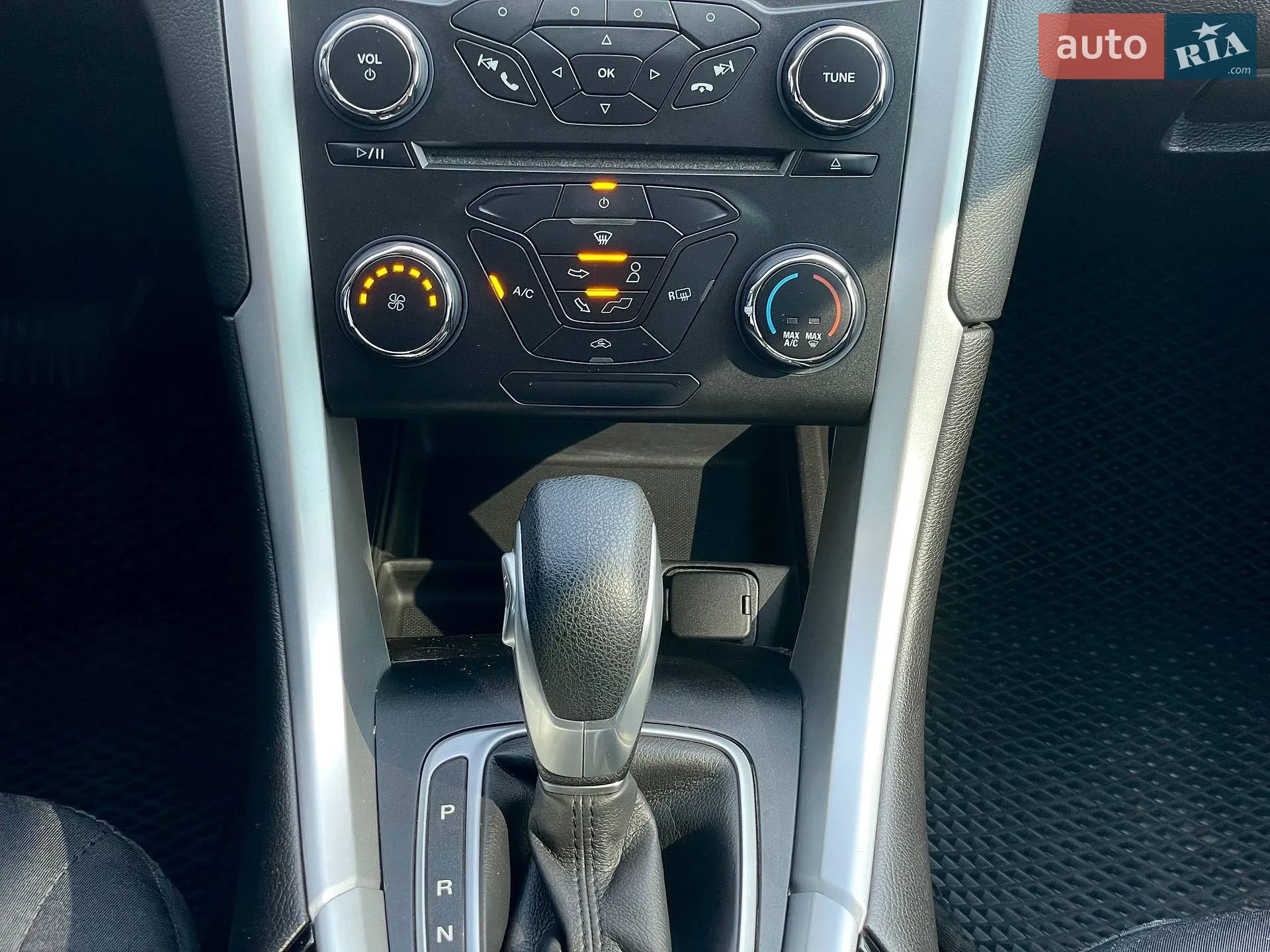 2015 Ford Fusion - мініатюра 21