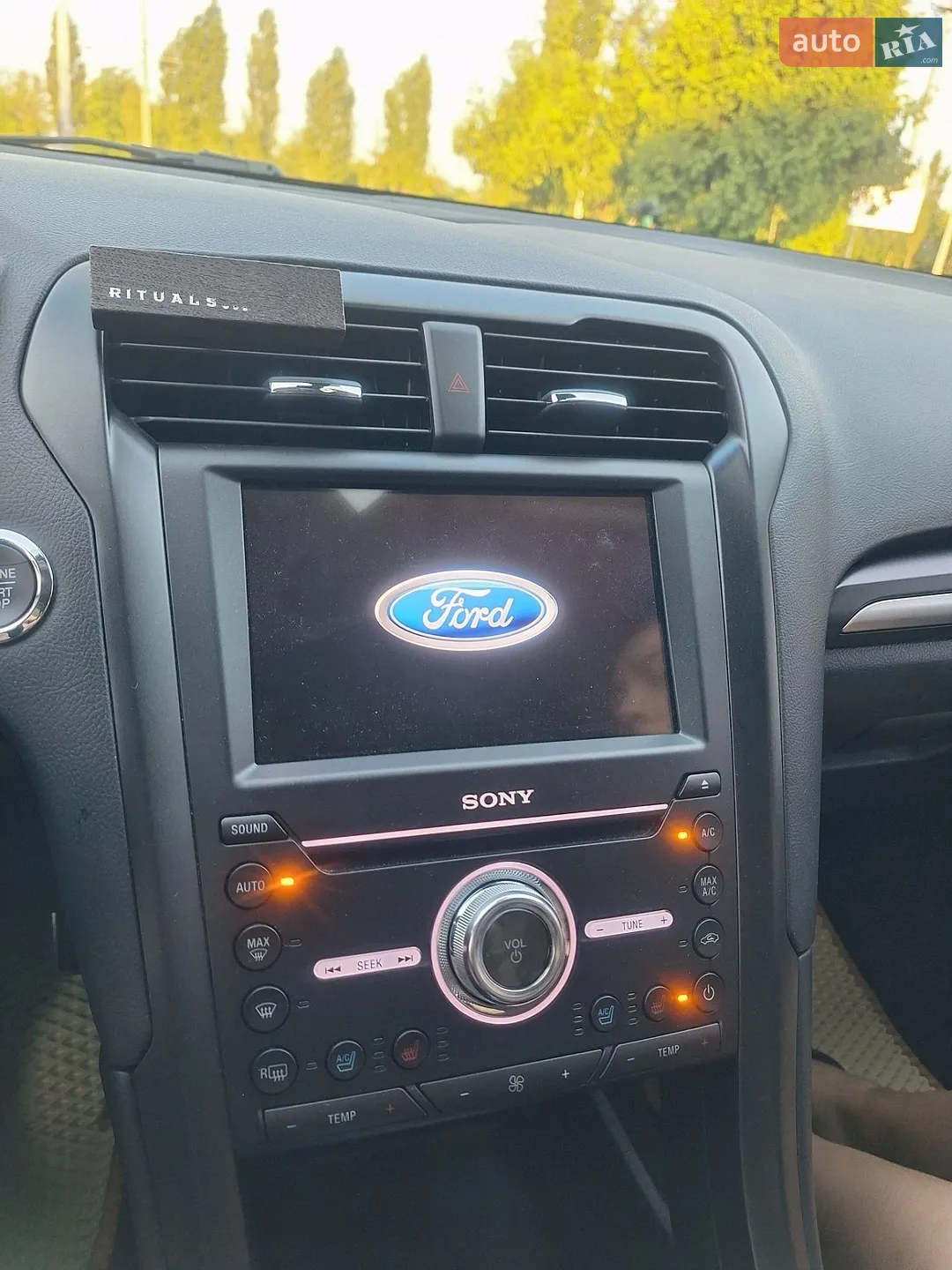 2018 Ford Fusion - мініатюра 17