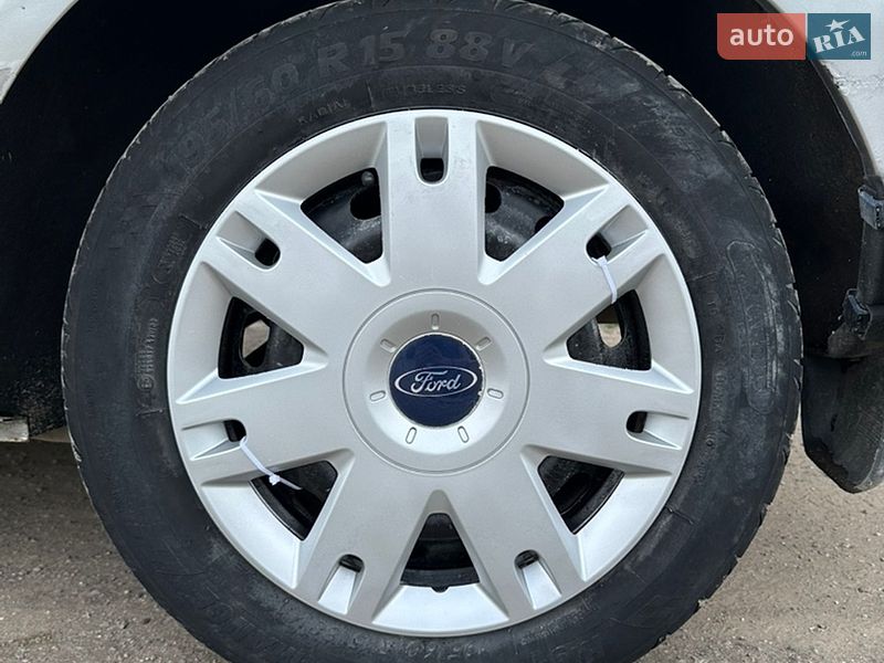 Хэтчбек Ford Fusion 2010 в Тернополе