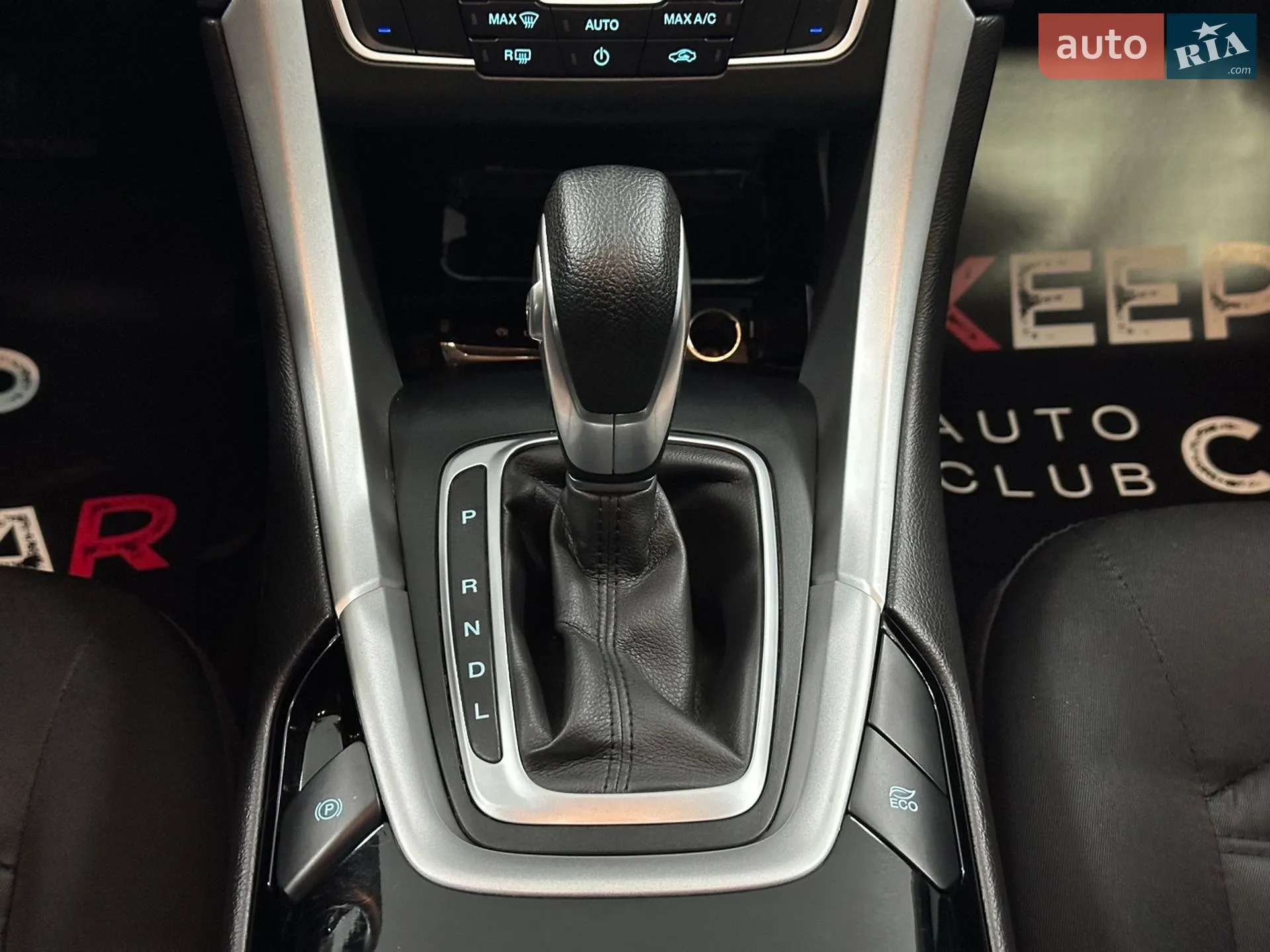 2015 Ford Fusion - мініатюра 28