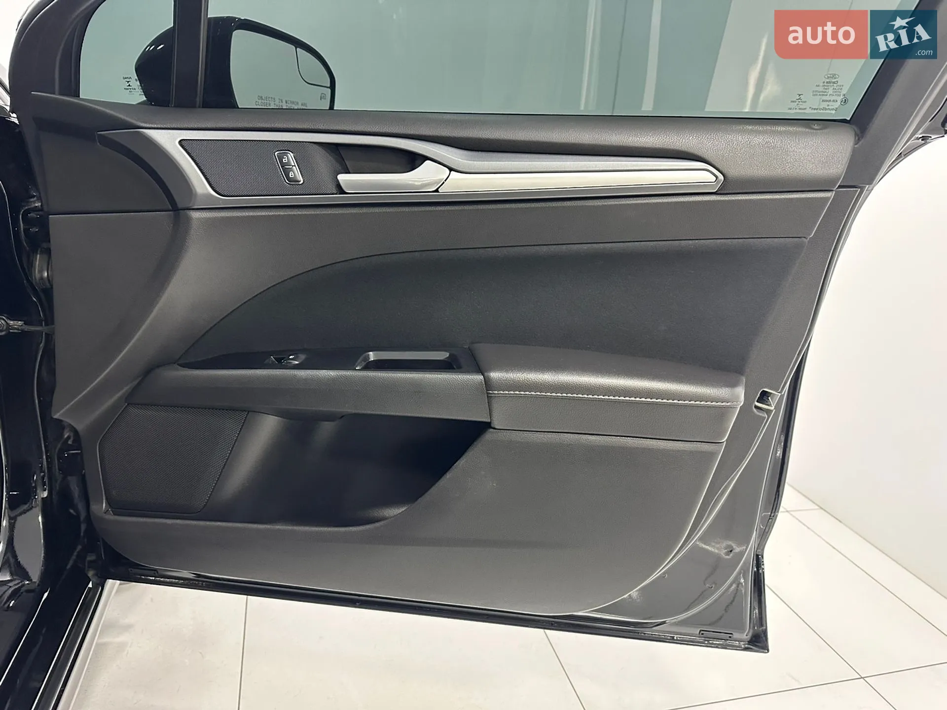 2015 Ford Fusion - мініатюра 38