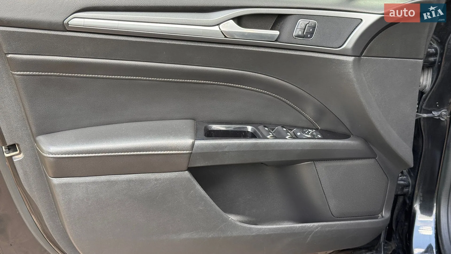 2014 Ford Fusion - мініатюра 23