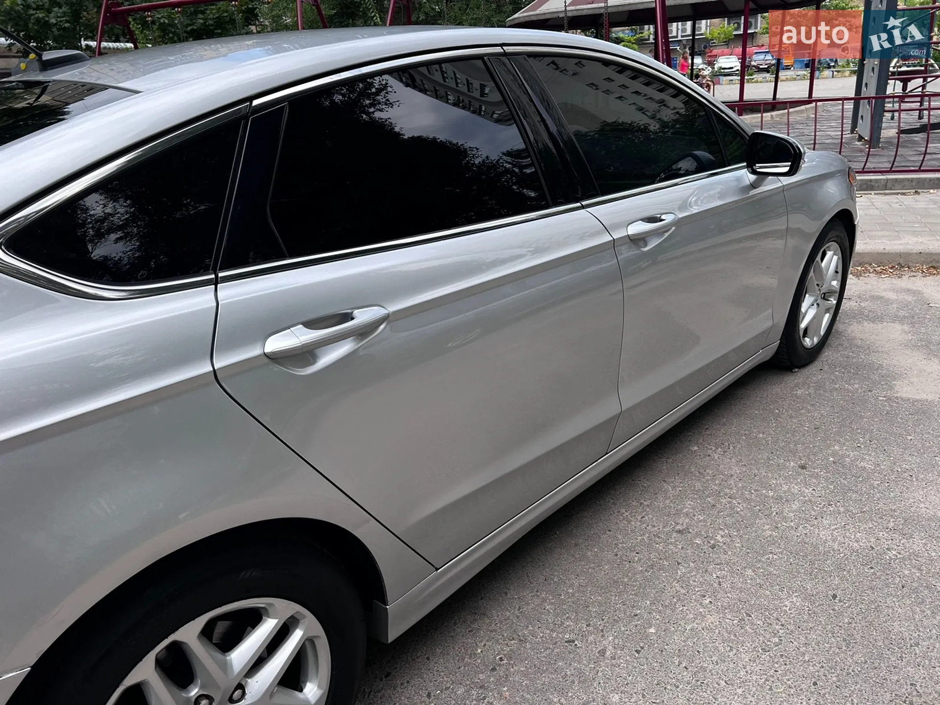 2013 Ford Fusion - мініатюра 15
