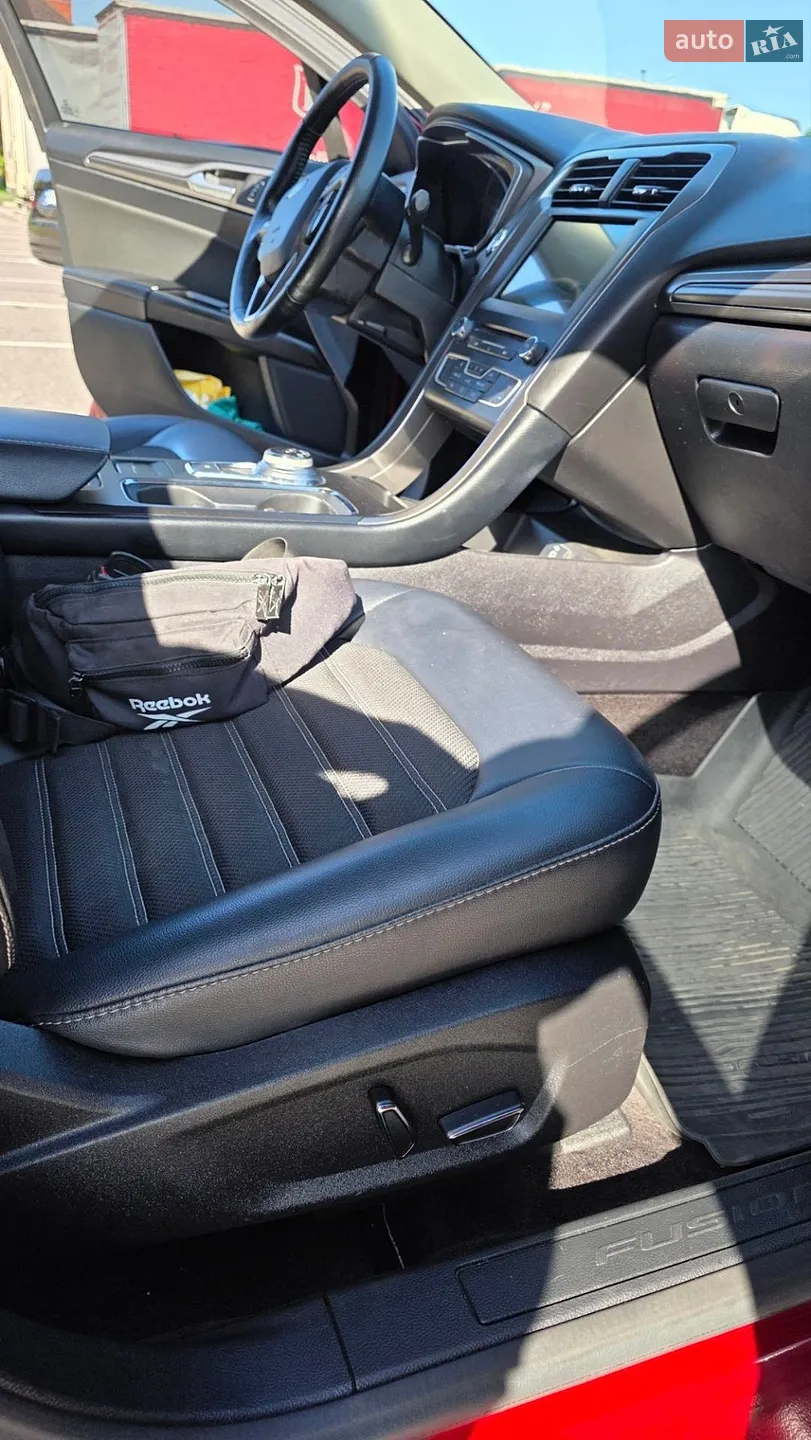 2016 Ford Fusion - мініатюра 33