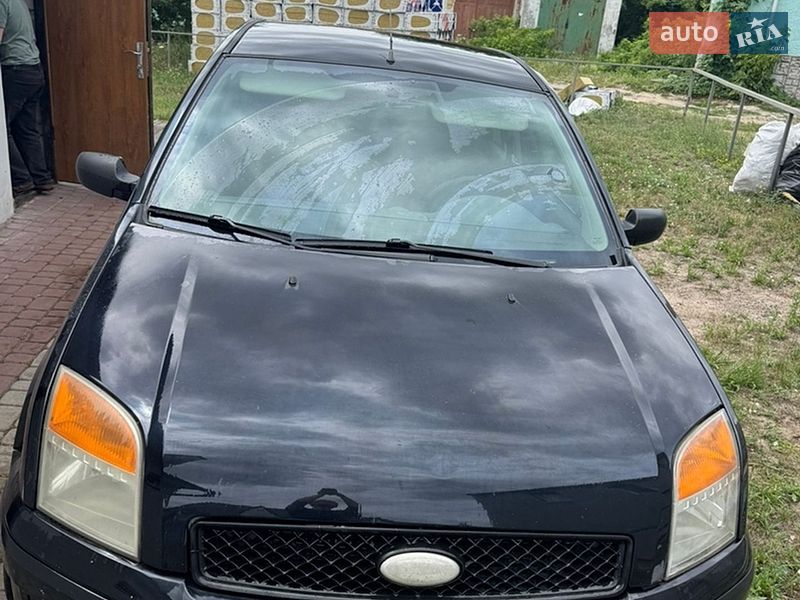 Хетчбек Ford Fusion 2005 в Луцьку