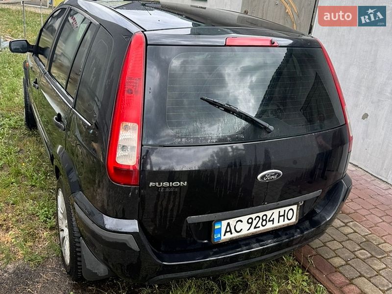 Хетчбек Ford Fusion 2005 в Луцьку