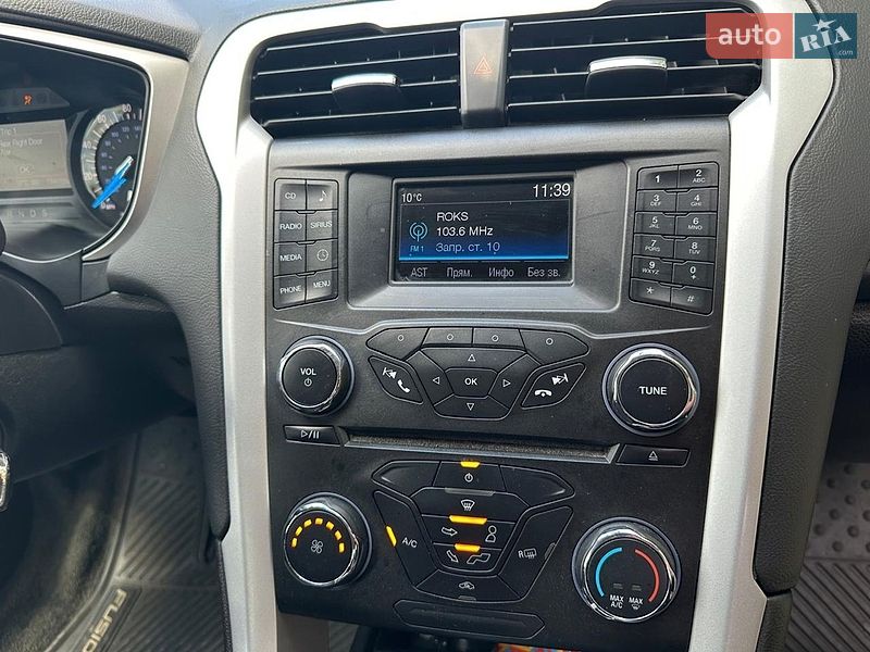 Седан Ford Fusion 2015 в Києві