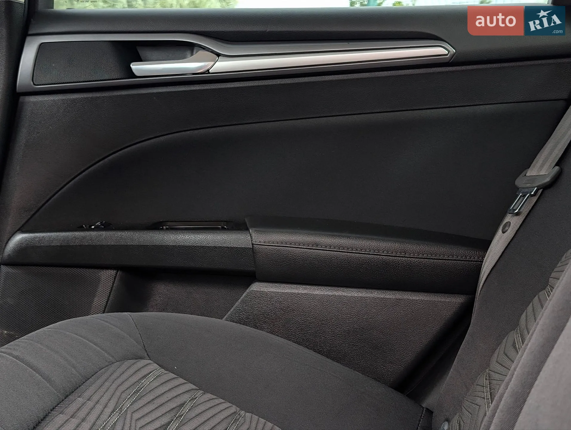 2016 Ford Fusion - мініатюра 43