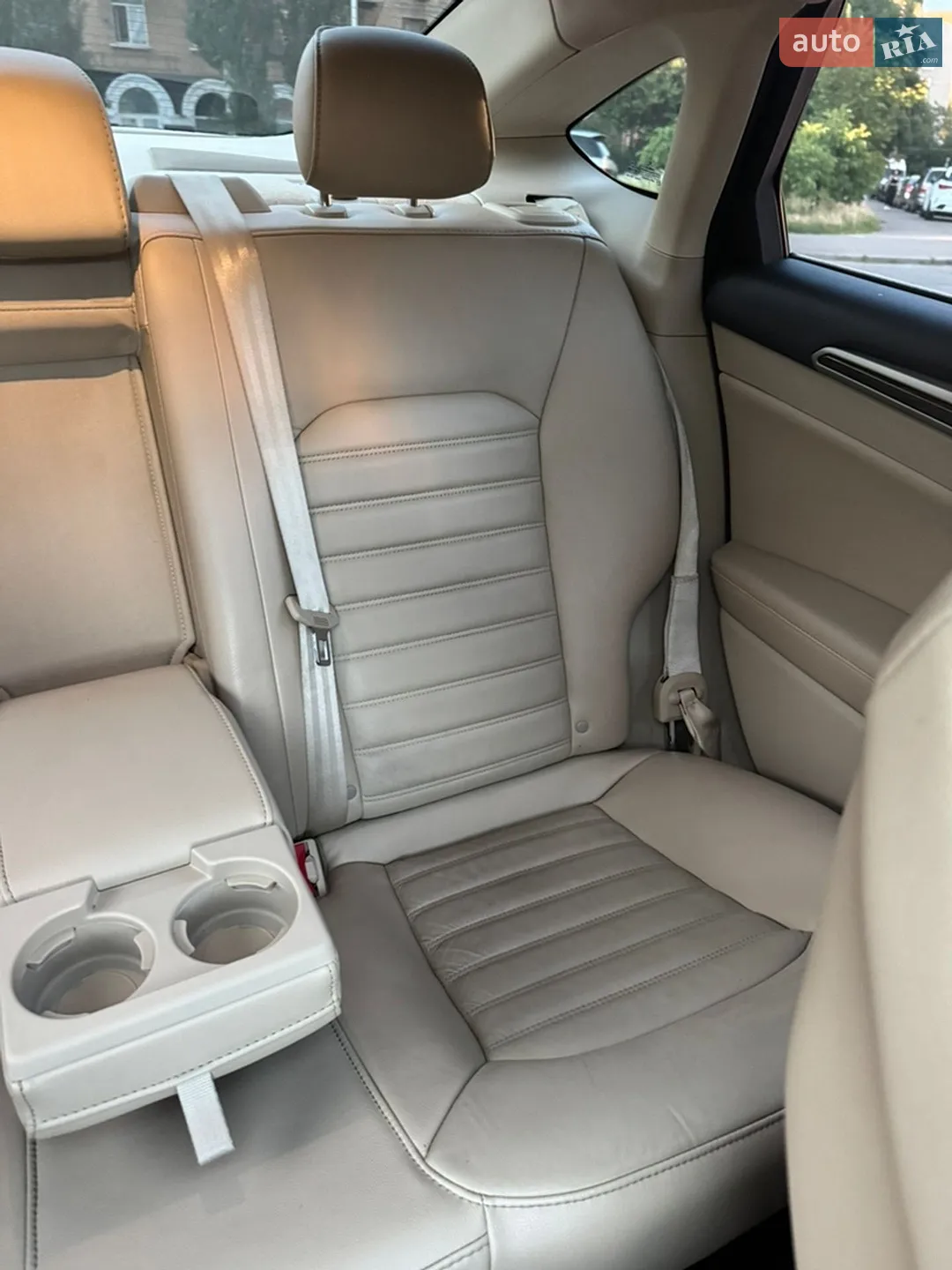 2016 Ford Fusion - мініатюра 21