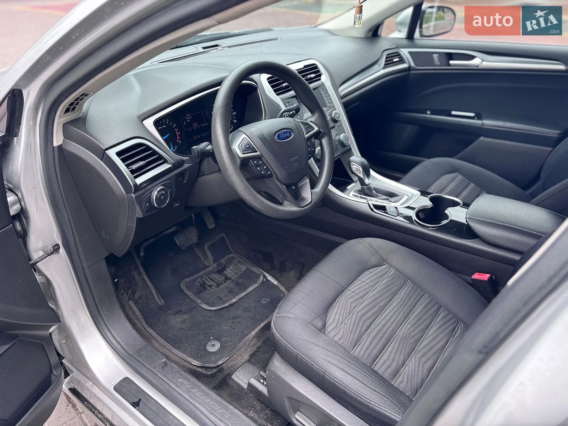2015 Ford Fusion - мініатюра 15