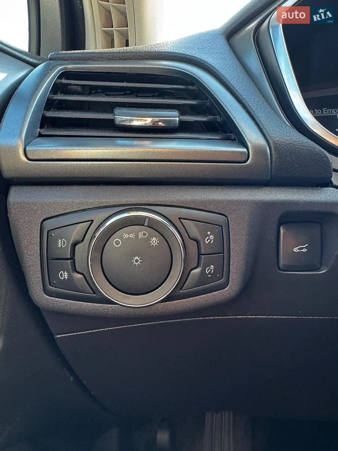 2014 Ford Fusion - мініатюра 11