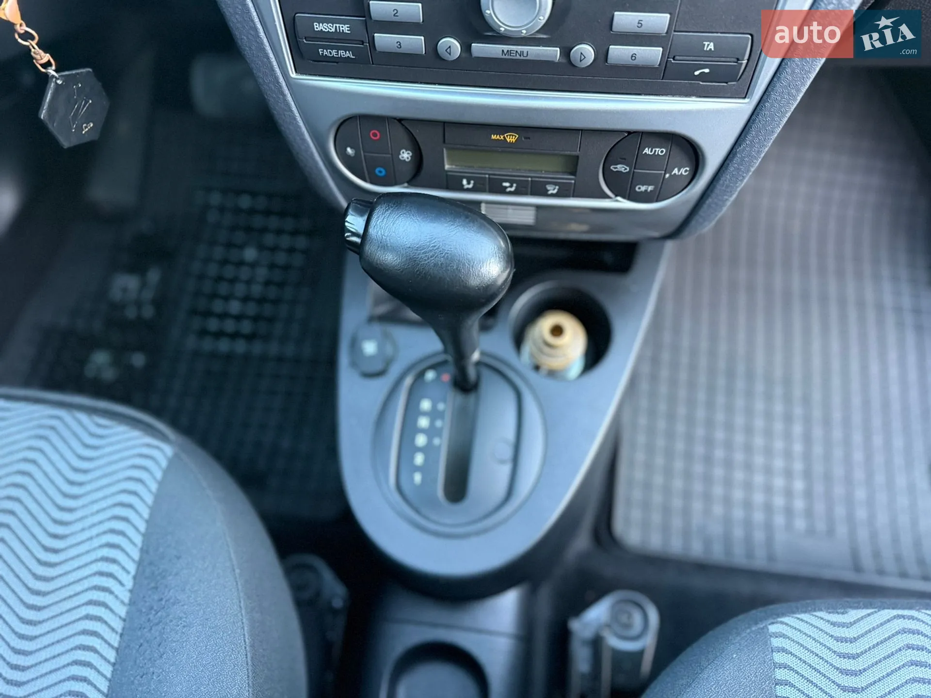 2010 Ford Fusion - мініатюра 31