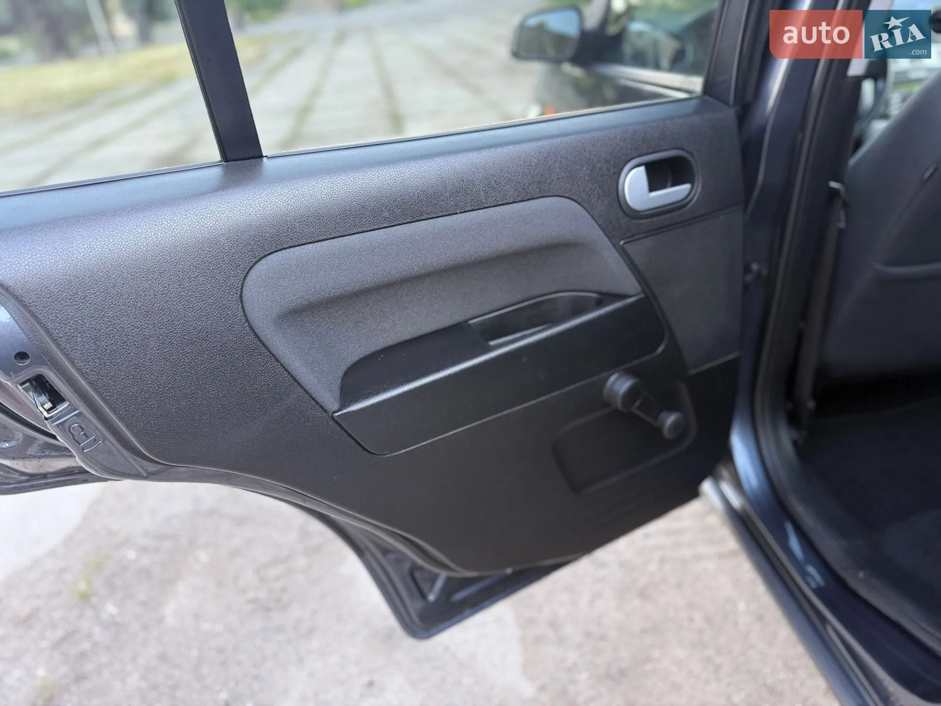 2010 Ford Fusion - мініатюра 39