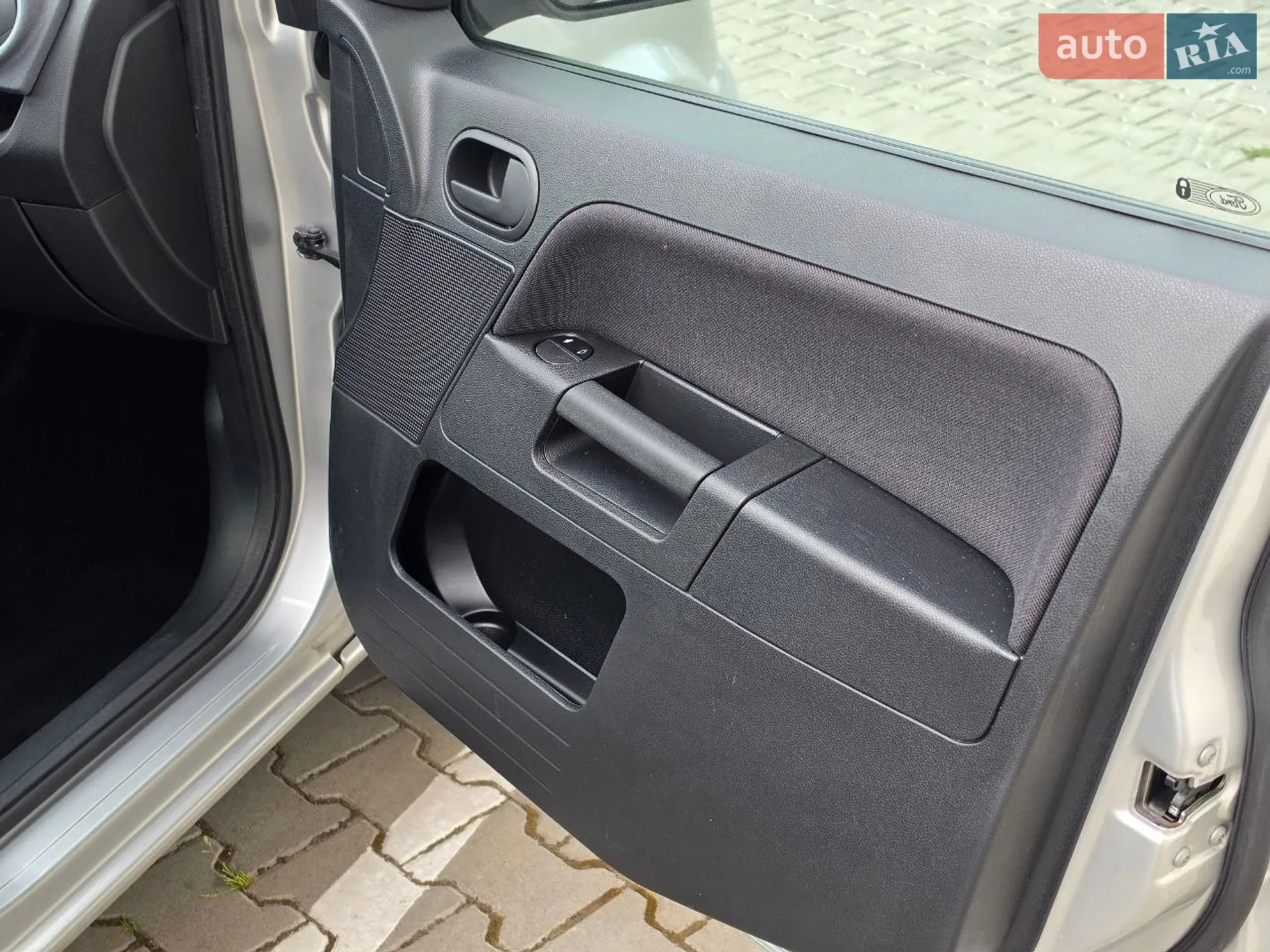 2011 Ford Fusion - мініатюра 32