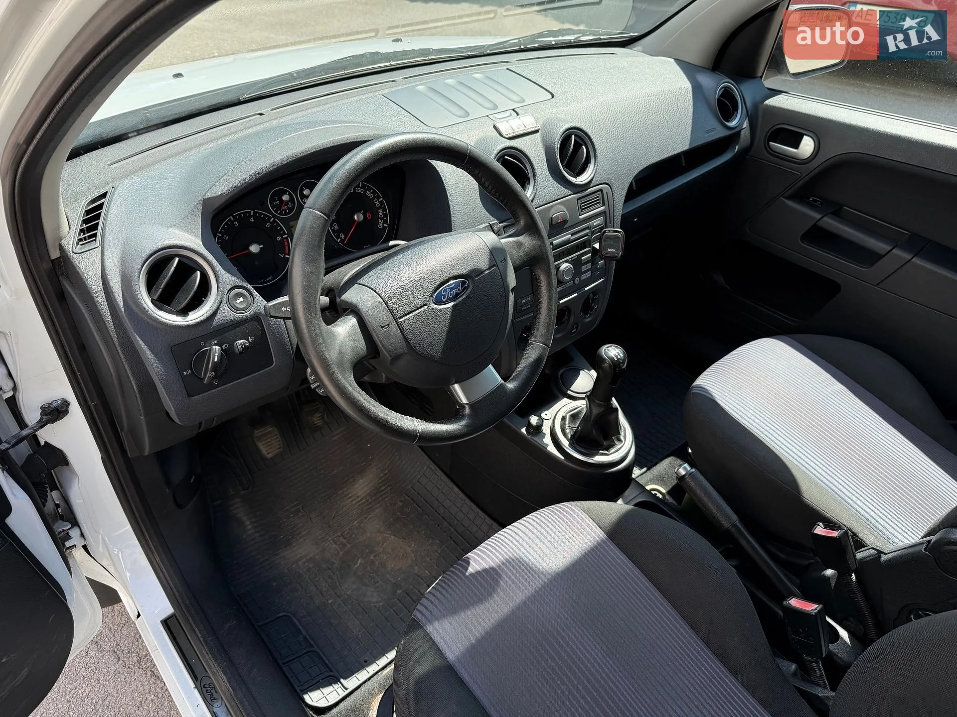 2010 Ford Fusion - мініатюра 13