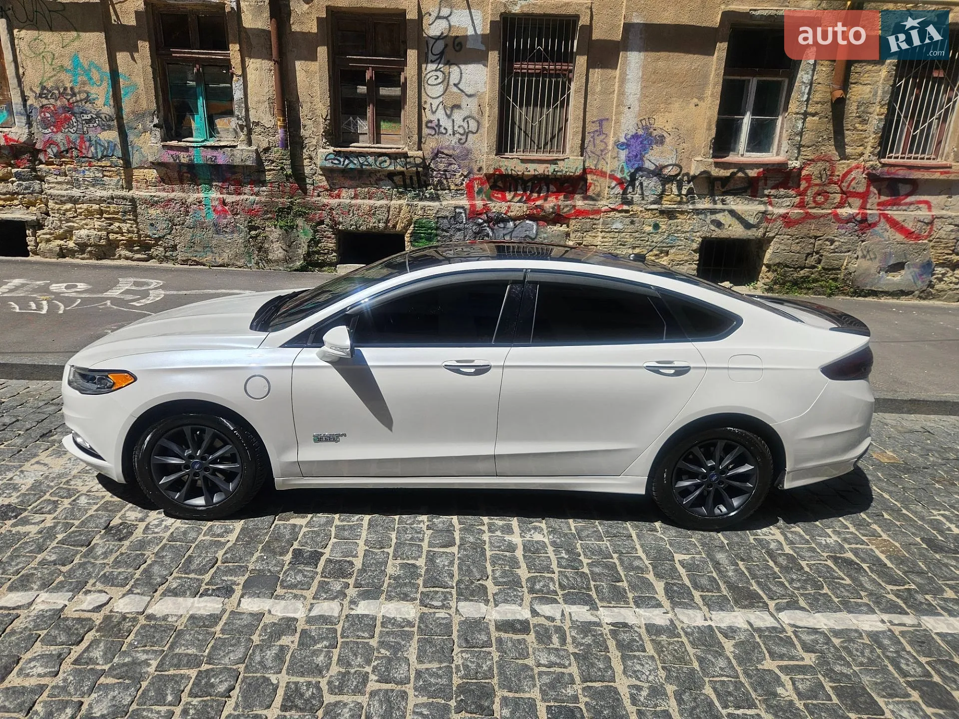 2017 Ford Fusion - мініатюра 16