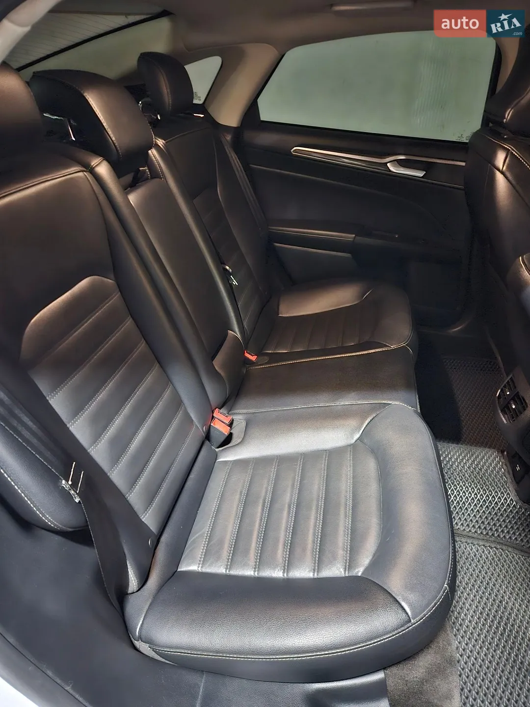 2017 Ford Fusion - мініатюра 48