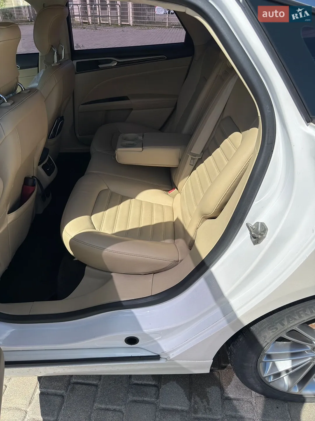 2013 Ford Fusion - мініатюра 12