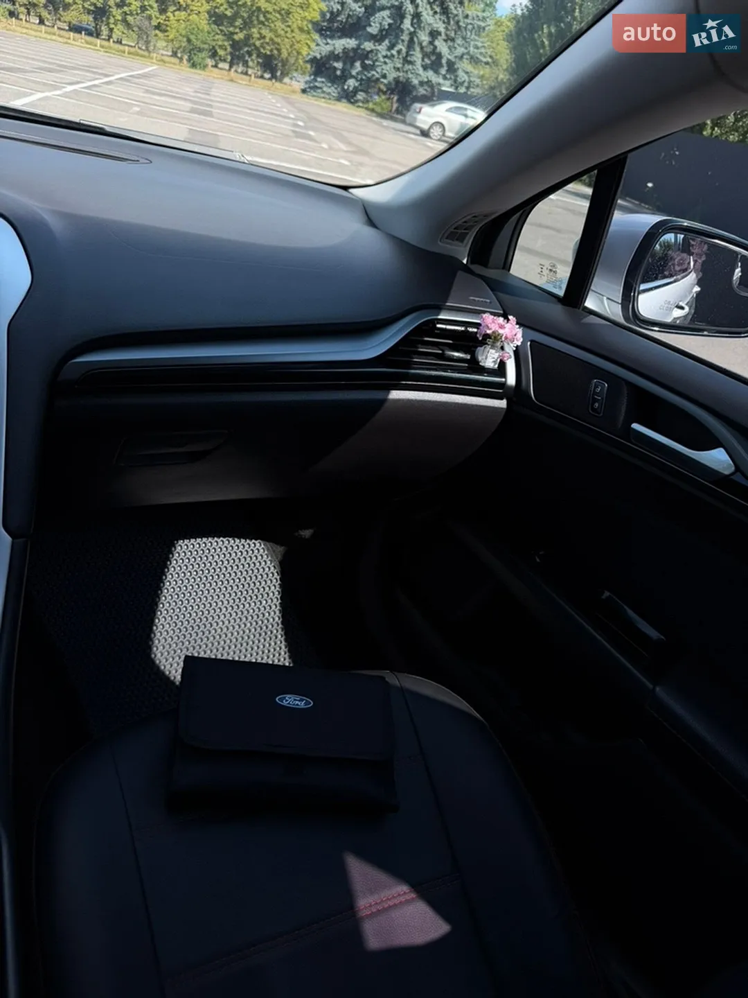 2016 Ford Fusion - мініатюра 31