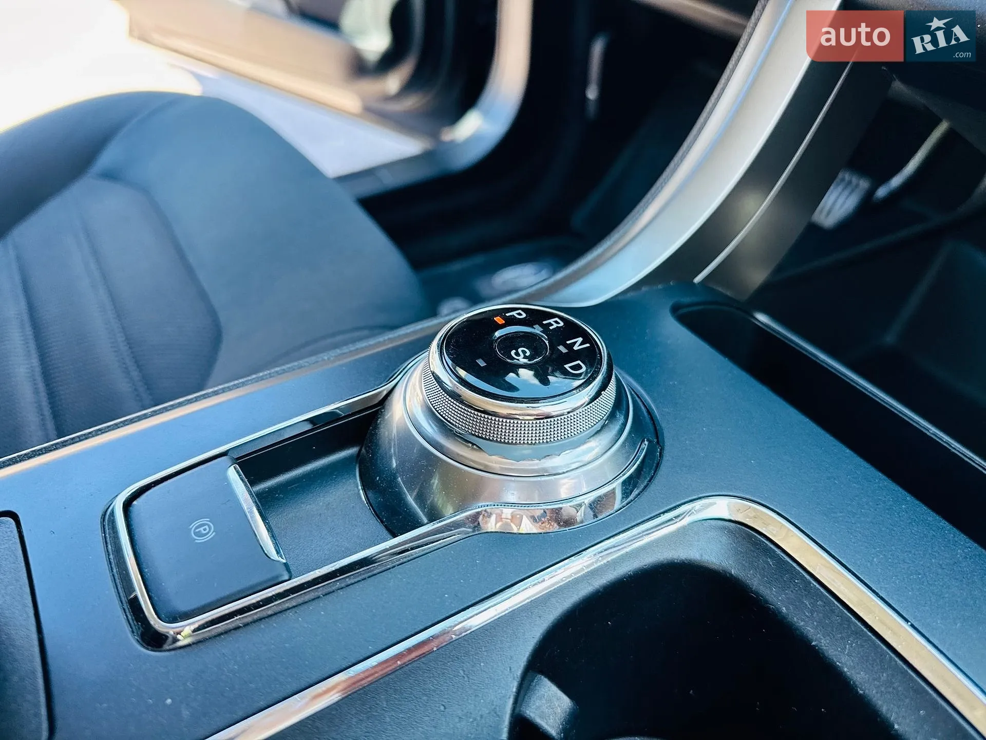 2020 Ford Fusion - мініатюра 26