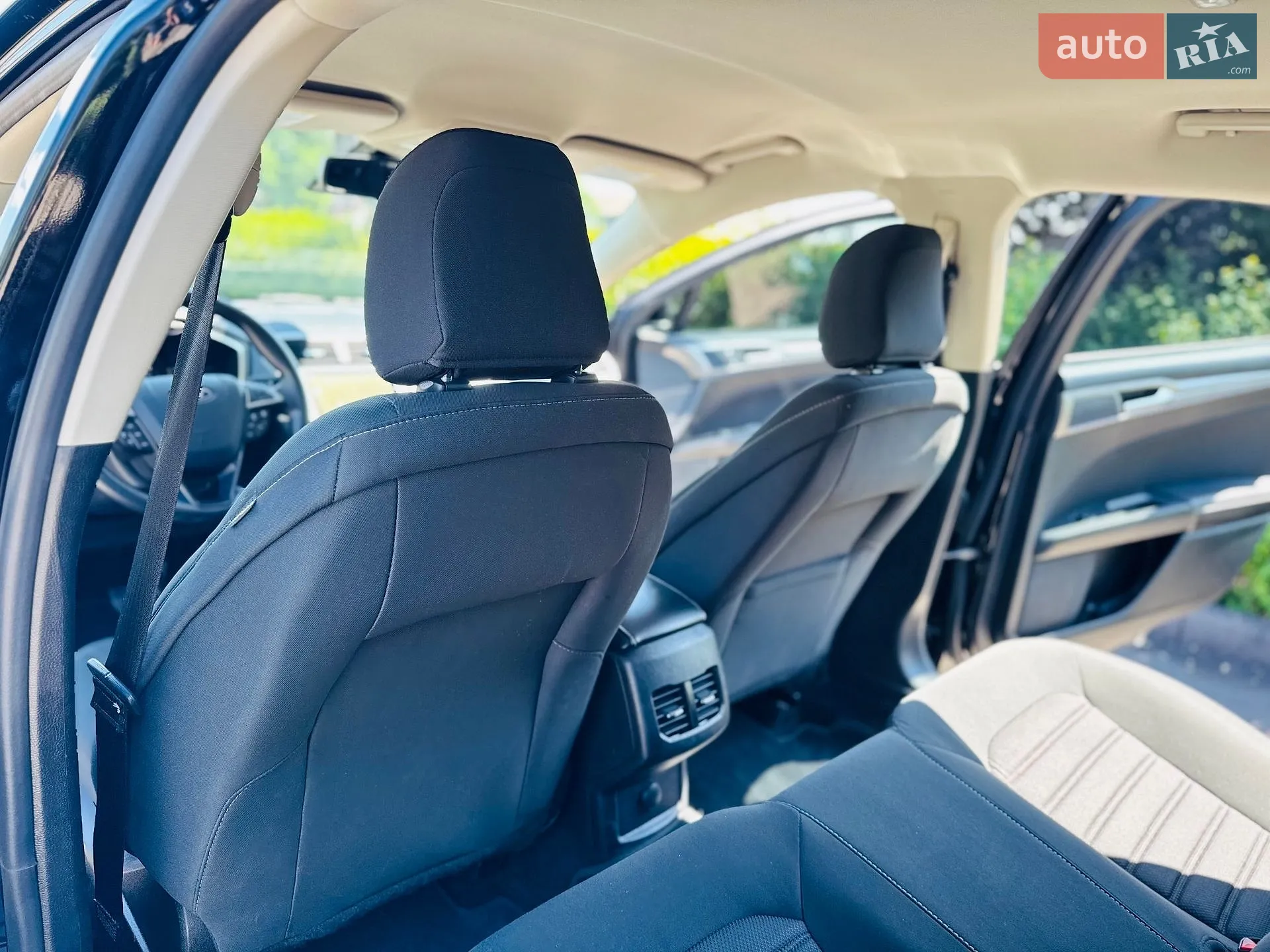 2020 Ford Fusion - мініатюра 38
