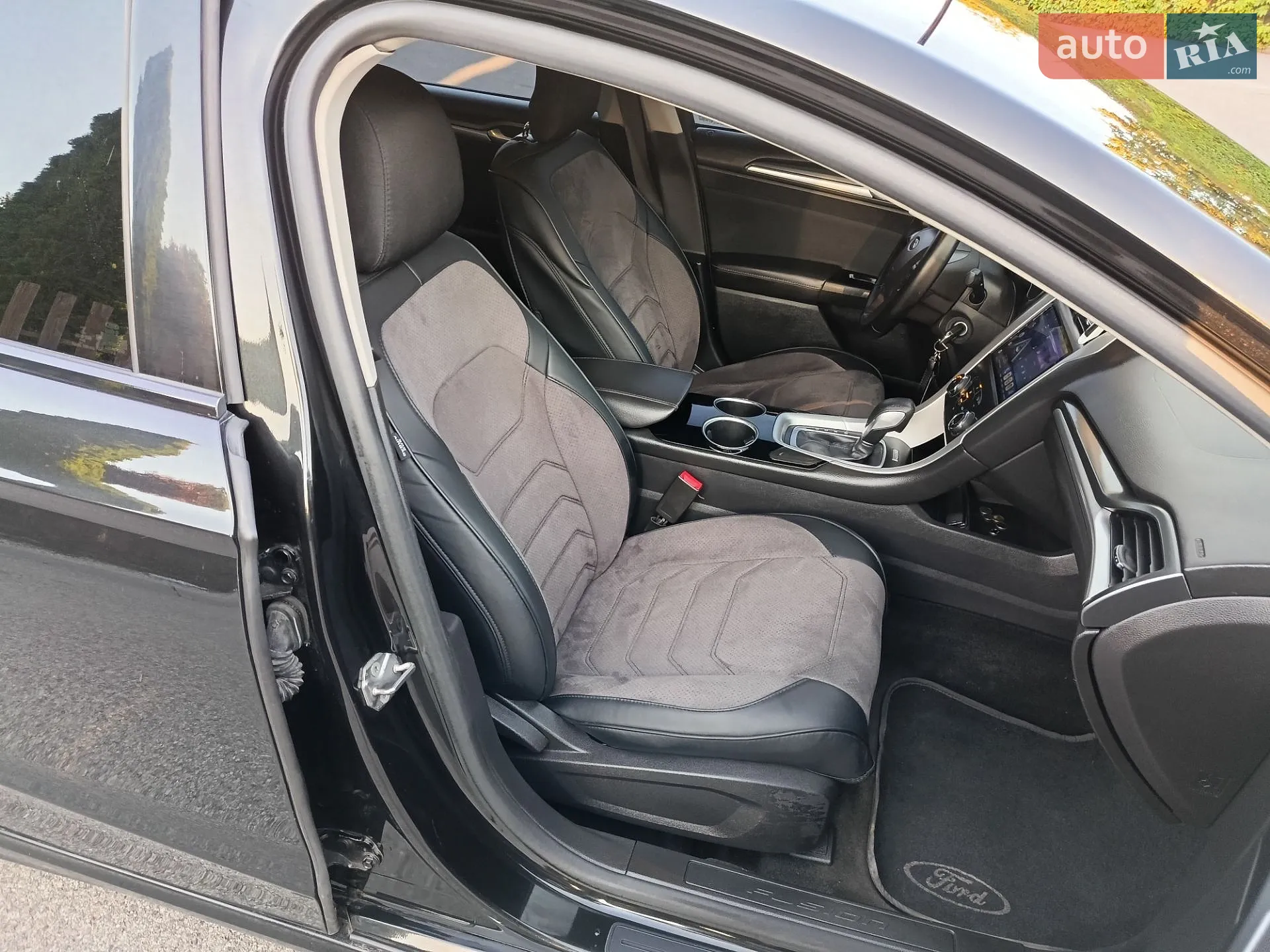2013 Ford Fusion - мініатюра 26