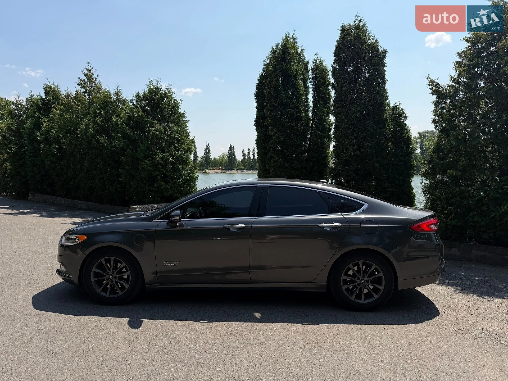 2016 Ford Fusion - мініатюра 9