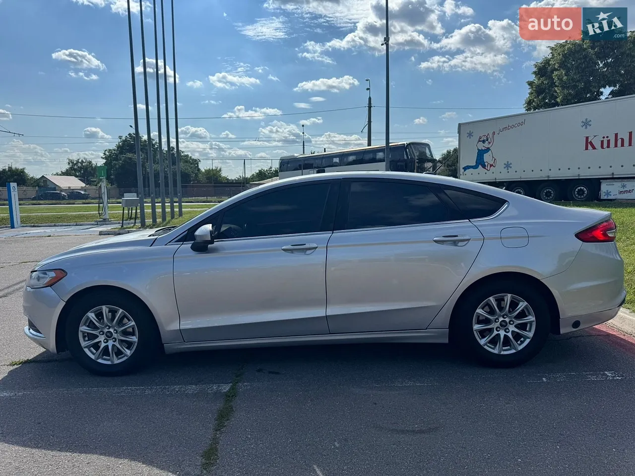 2016 Ford Fusion - мініатюра 25