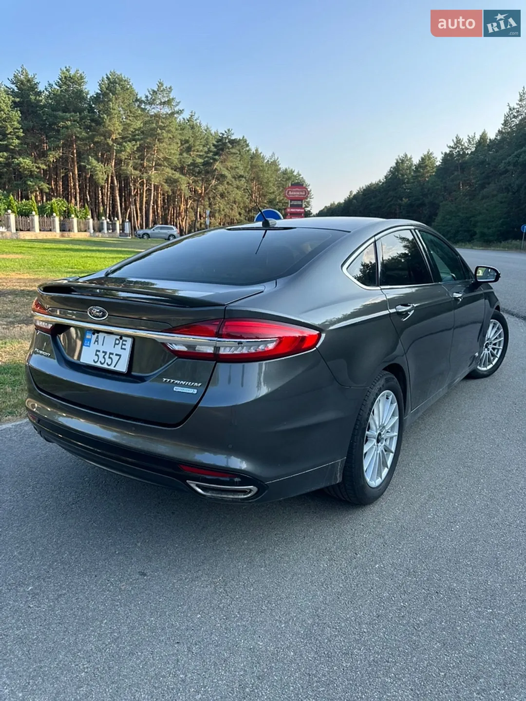 2016 Ford Fusion - мініатюра 5
