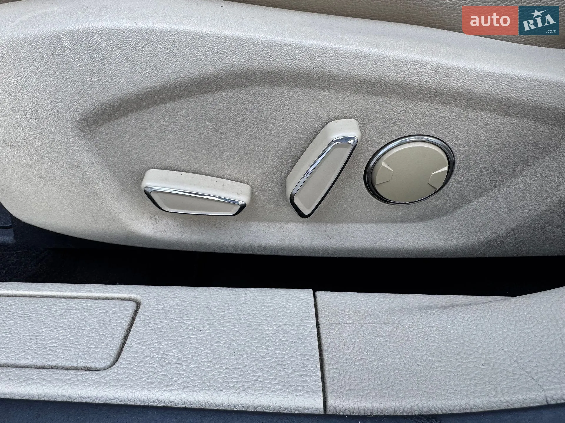 2013 Ford Fusion - мініатюра 31