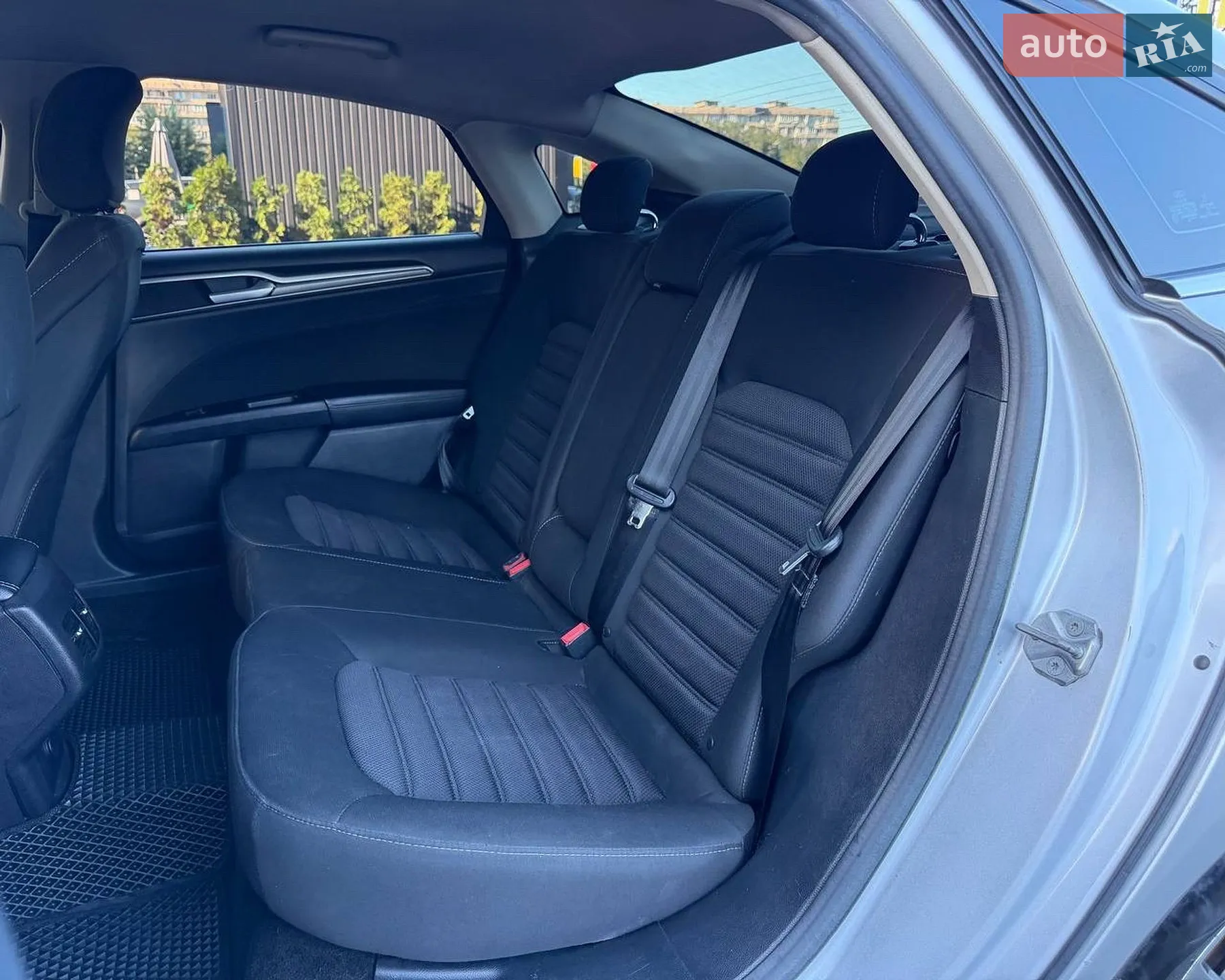 2016 Ford Fusion - мініатюра 36