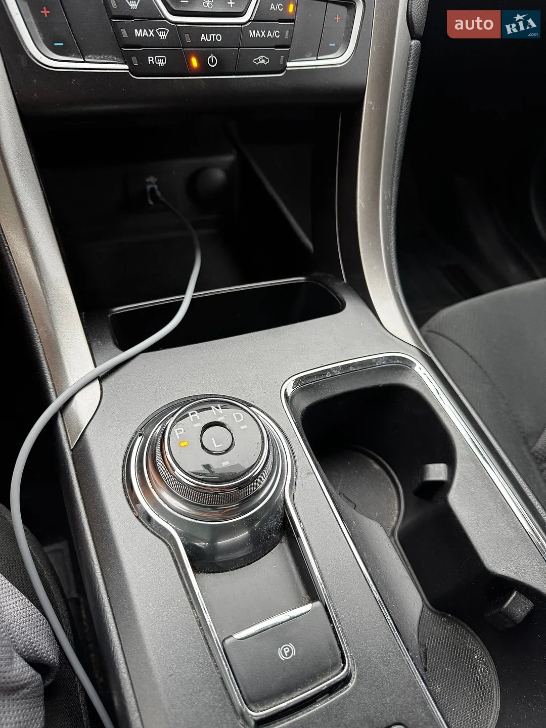 2016 Ford Fusion - мініатюра 19