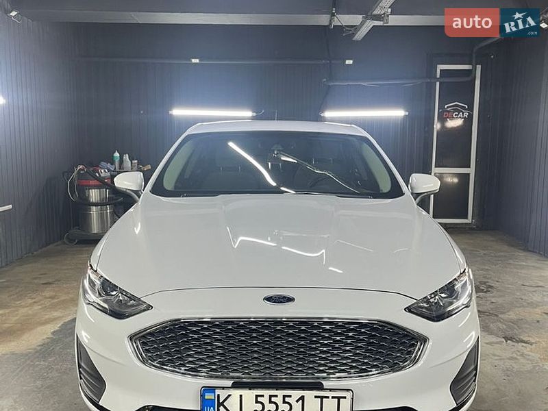 Седан Ford Fusion 2019 в Киеве