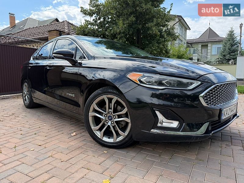 Седан Ford Fusion 2019 в Киеве