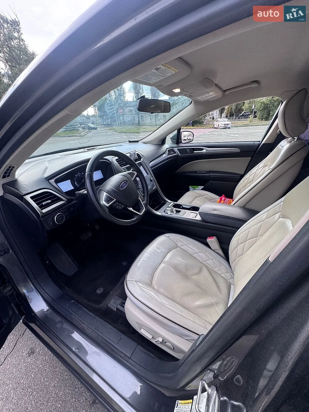 2016 Ford Fusion - мініатюра 11