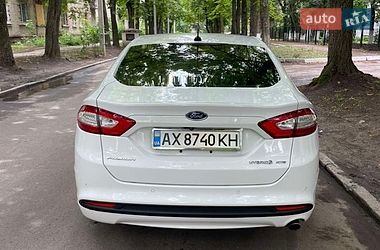 Седан Ford Fusion 2013 в Харкові