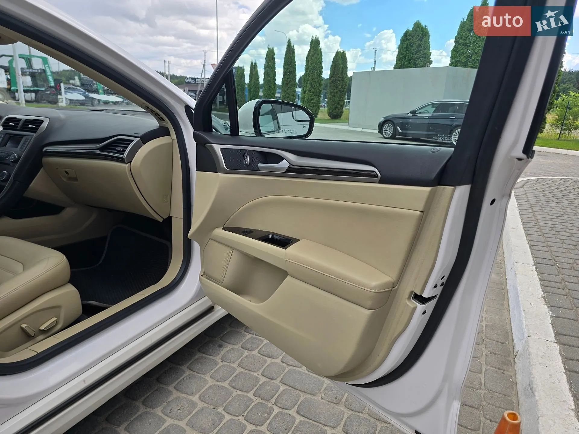 2012 Ford Fusion - мініатюра 20