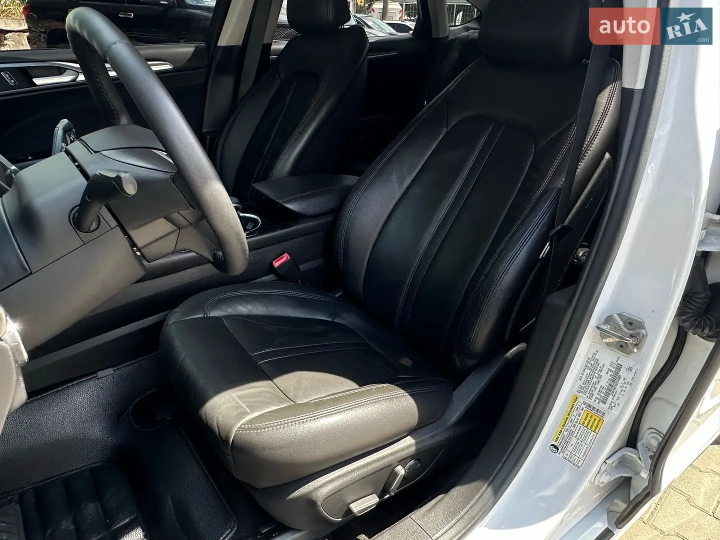 2016 Ford Fusion - мініатюра 14