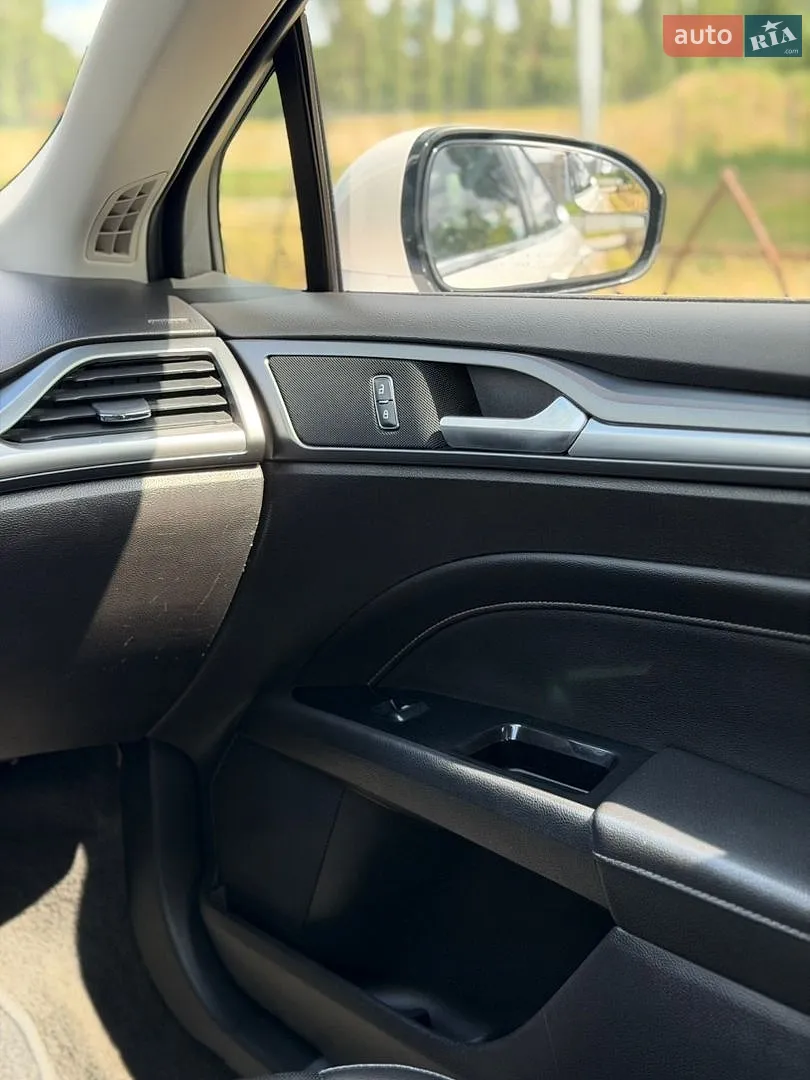 2013 Ford Fusion - мініатюра 23