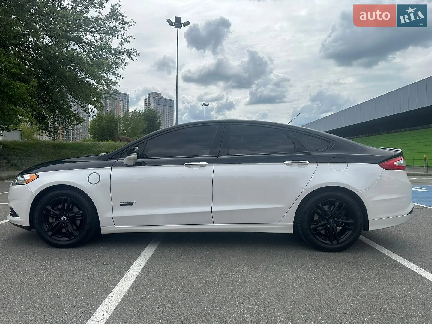 2016 Ford Fusion - мініатюра 5