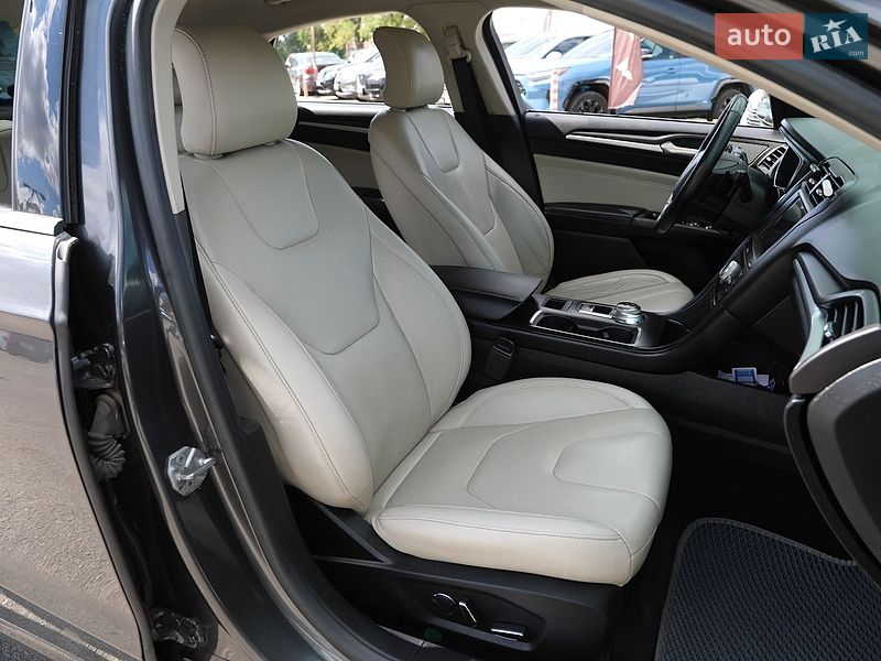 Седан Ford Fusion 2017 в Харькове